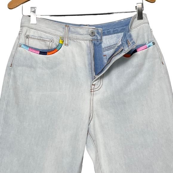 Something Navy Embroidered Straight Leg Jeans Sz 8 Light Wash Crop High Rise - Picture 6 of 12